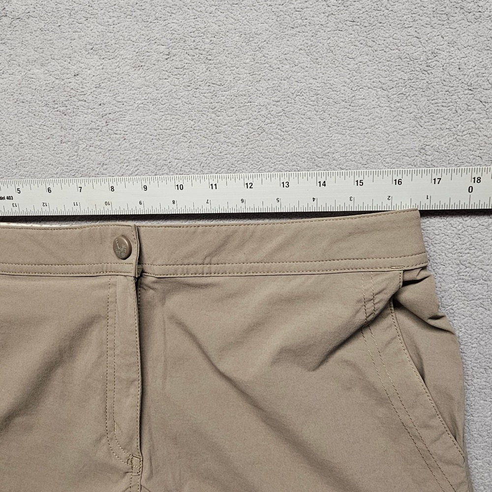 LL Bean Vista Camp Shorts Womens 12R Tan Stretch Cargo Pocket Hiking Outdoor - Picture 6 of 11